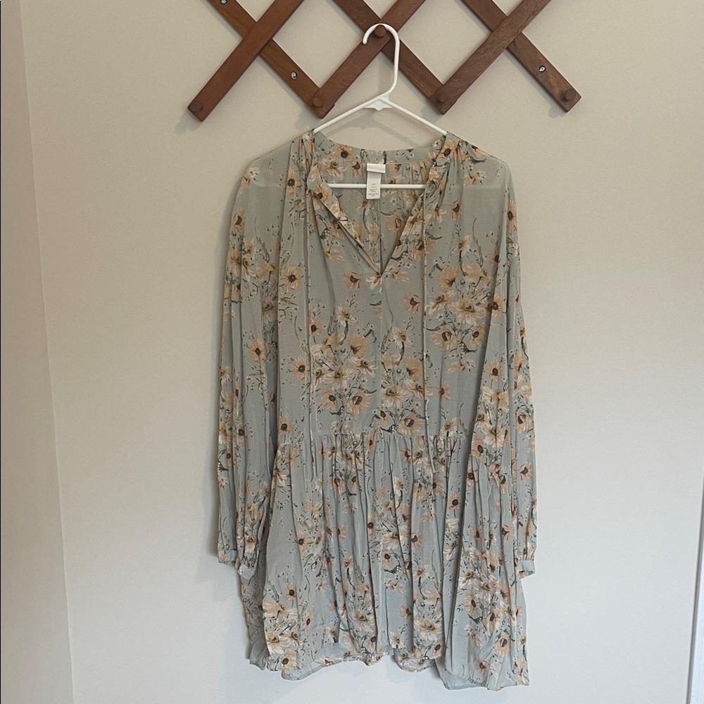 H&M Light Sage Green Floral Long-Sleeve Dress